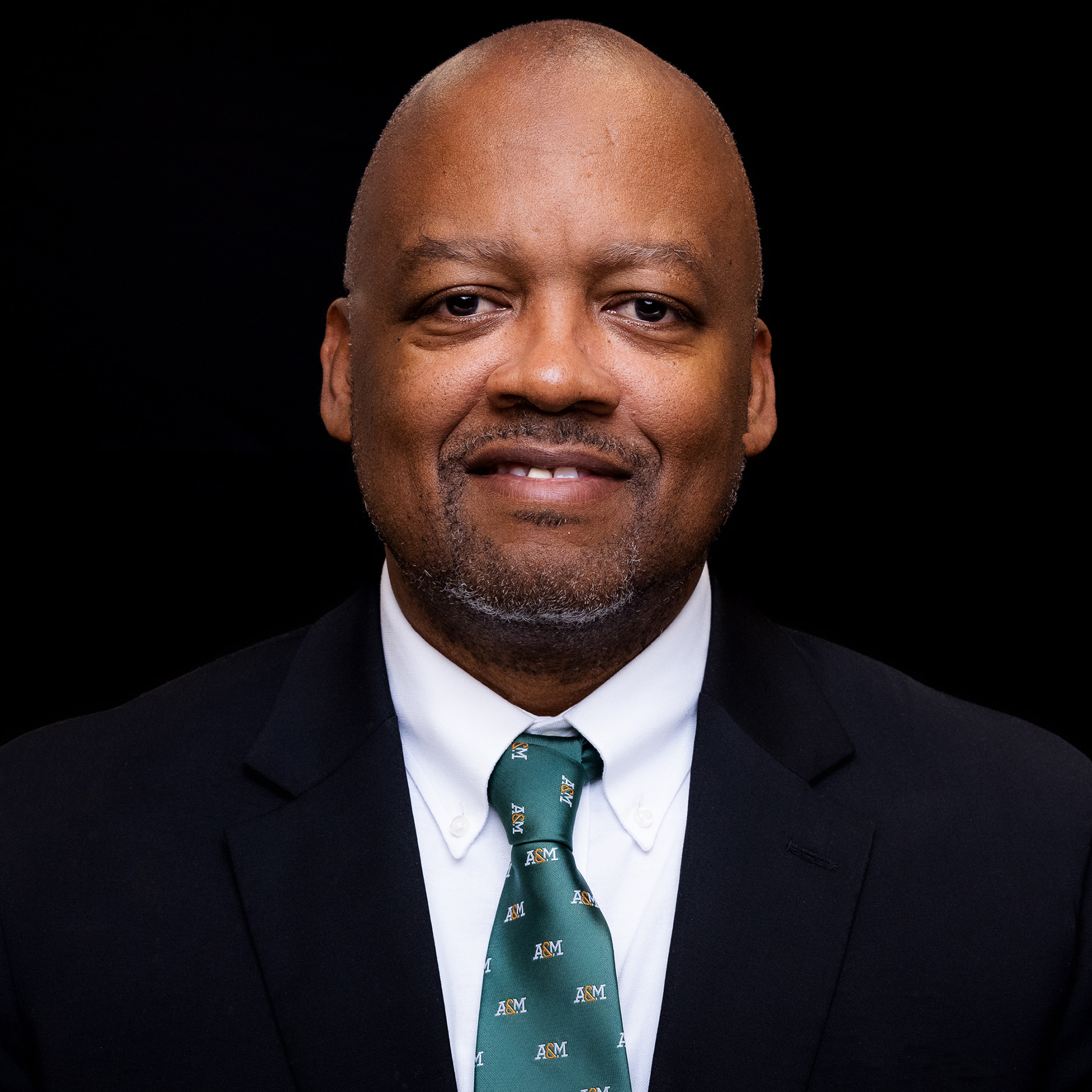 Dr. William E. Hudson, Jr. headshot